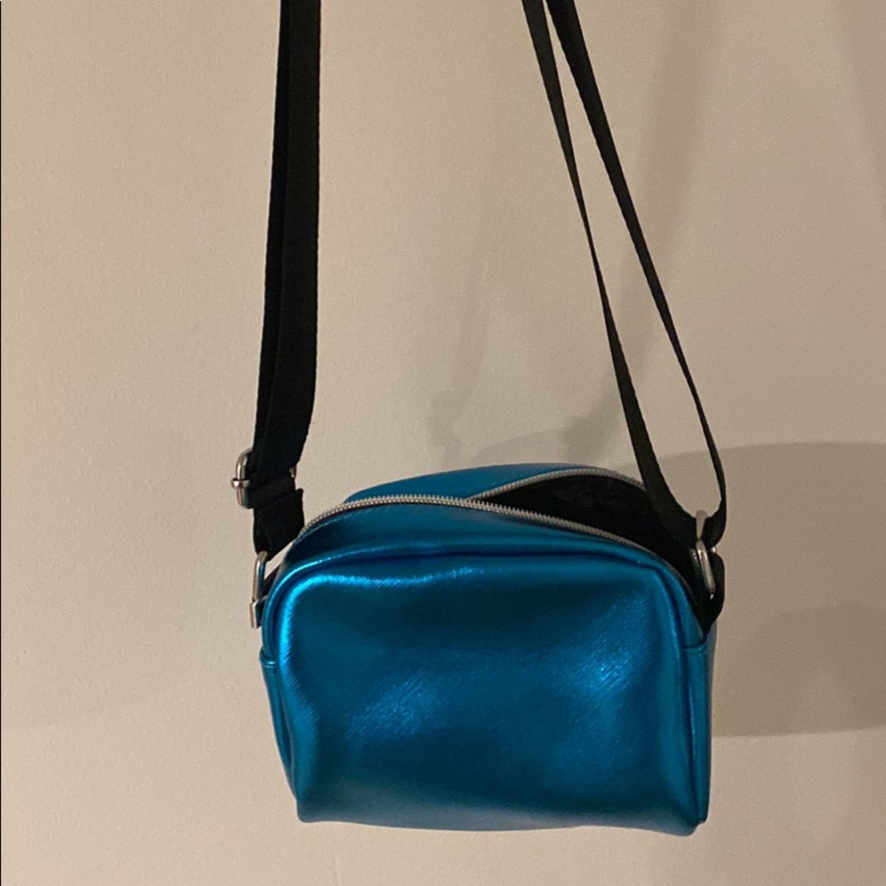 Blue crossbody bag